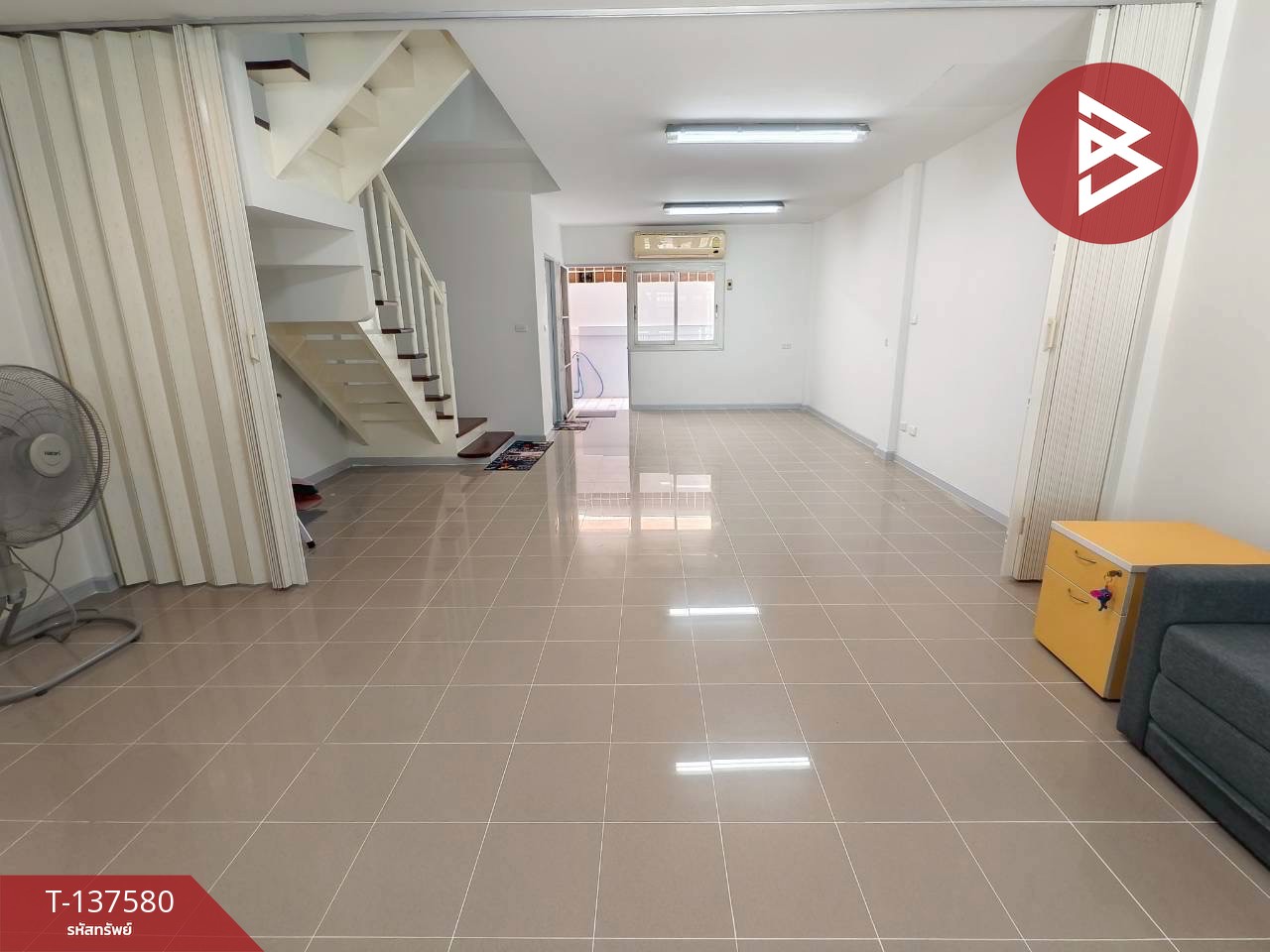 ขายด่วนทาวน์เฮ้าส์ หมู่บ้านพาร์คแกลเลอรี่ ศรีนครินทร์ รีโนเวทใหม่ พร้อมเข้าอยู่ 7