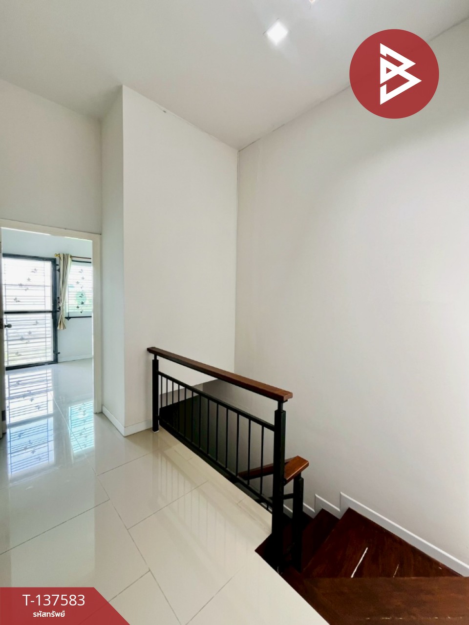 ขายทาวน์เฮ้าส์ 2 ชั้น หมู่บ้านแผ่นดินทอง ลิฟวิ่งโฮม มาบยางพร ระยอง 8