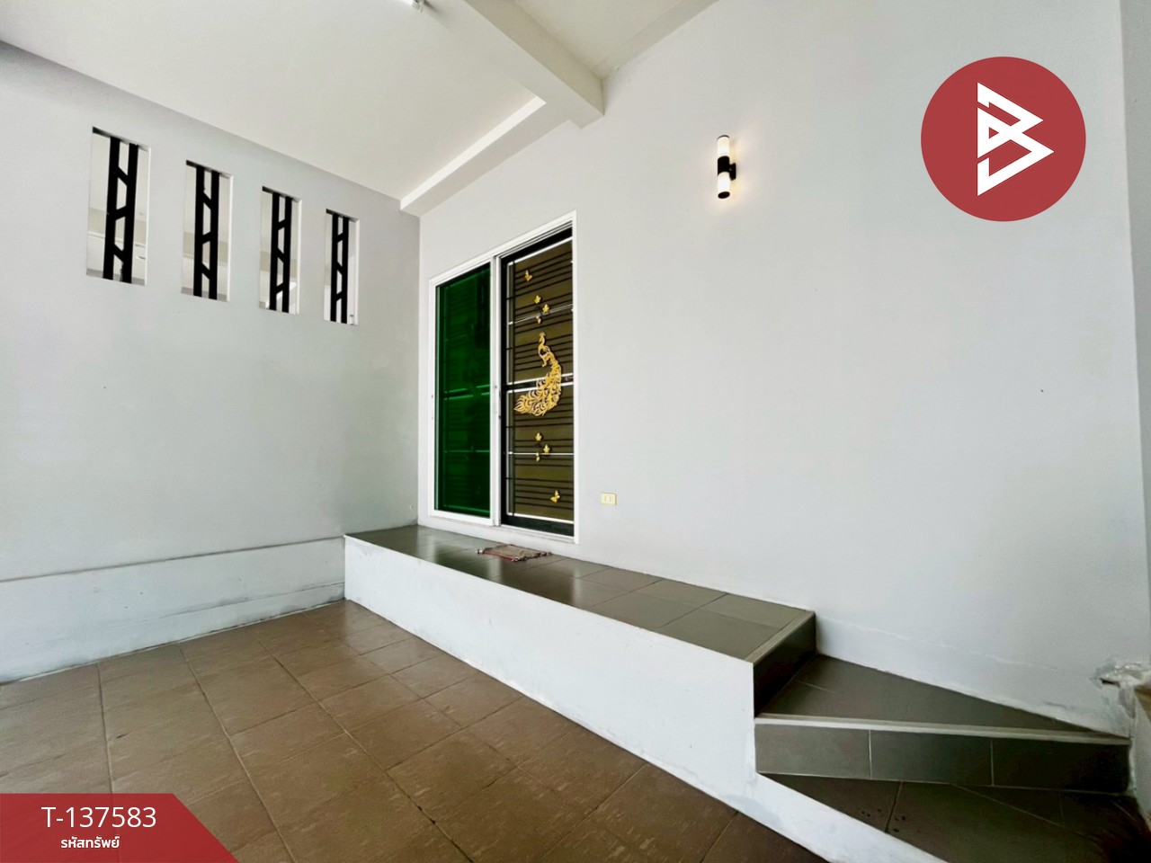 ขายทาวน์เฮ้าส์ 2 ชั้น หมู่บ้านแผ่นดินทอง ลิฟวิ่งโฮม มาบยางพร ระยอง 3