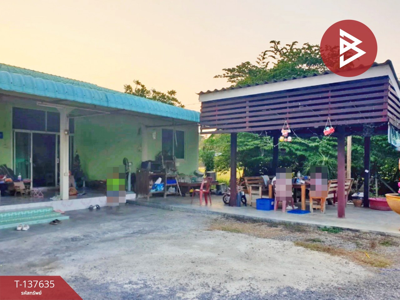 ขายบ้านเดี่ยวพร้อมที่ดิน เนื้อที่ 1 ไร่ 3 งาน บ้านโป่ง ราชบุรี ทำเลดีติดถนน 1