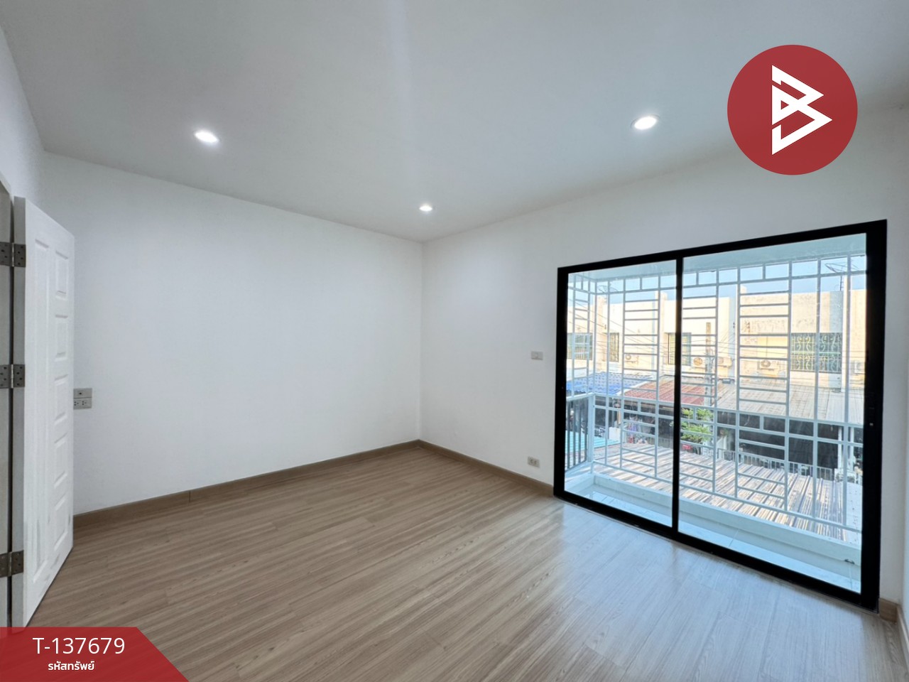 ขายทาวน์เฮ้าส์ หมู่บ้านดิโอโซน เทพารักษ์-บางบ่อ (The Ozone Theparak-Bangbor) สมุทรปราการ 10