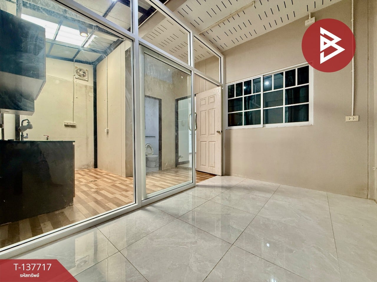 ขายทาวน์เฮ้าส์ หมู่บ้านนิราวิลล์ วิลเลจ เศรษฐกิจ-พันธุวงษ์ (Niraville Village Setthakit-Phanthuwong) สมุทรสาคร 11