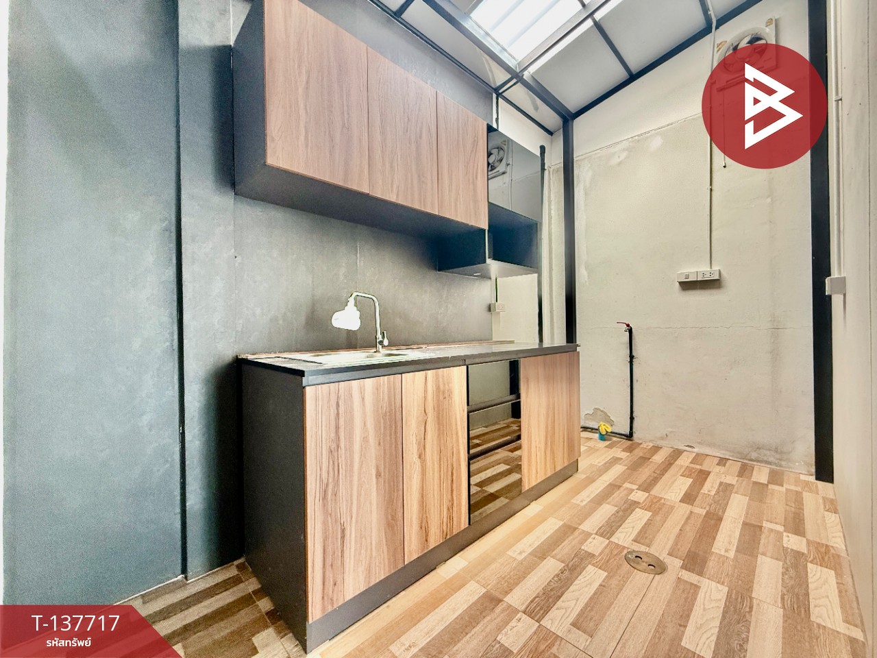 ขายทาวน์เฮ้าส์ หมู่บ้านนิราวิลล์ วิลเลจ เศรษฐกิจ-พันธุวงษ์ (Niraville Village Setthakit-Phanthuwong) สมุทรสาคร 13