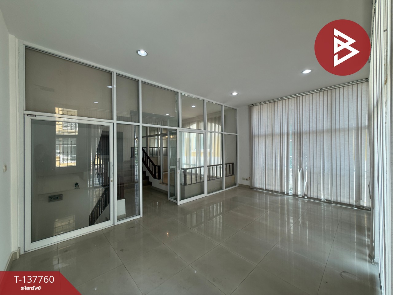 ขายทาวน์เฮ้าส์ หมู่บ้านปรัชญาโฮม สาธุประดิษฐ์ 41 (Pradya Home) กรุงเทพมหานคร 10