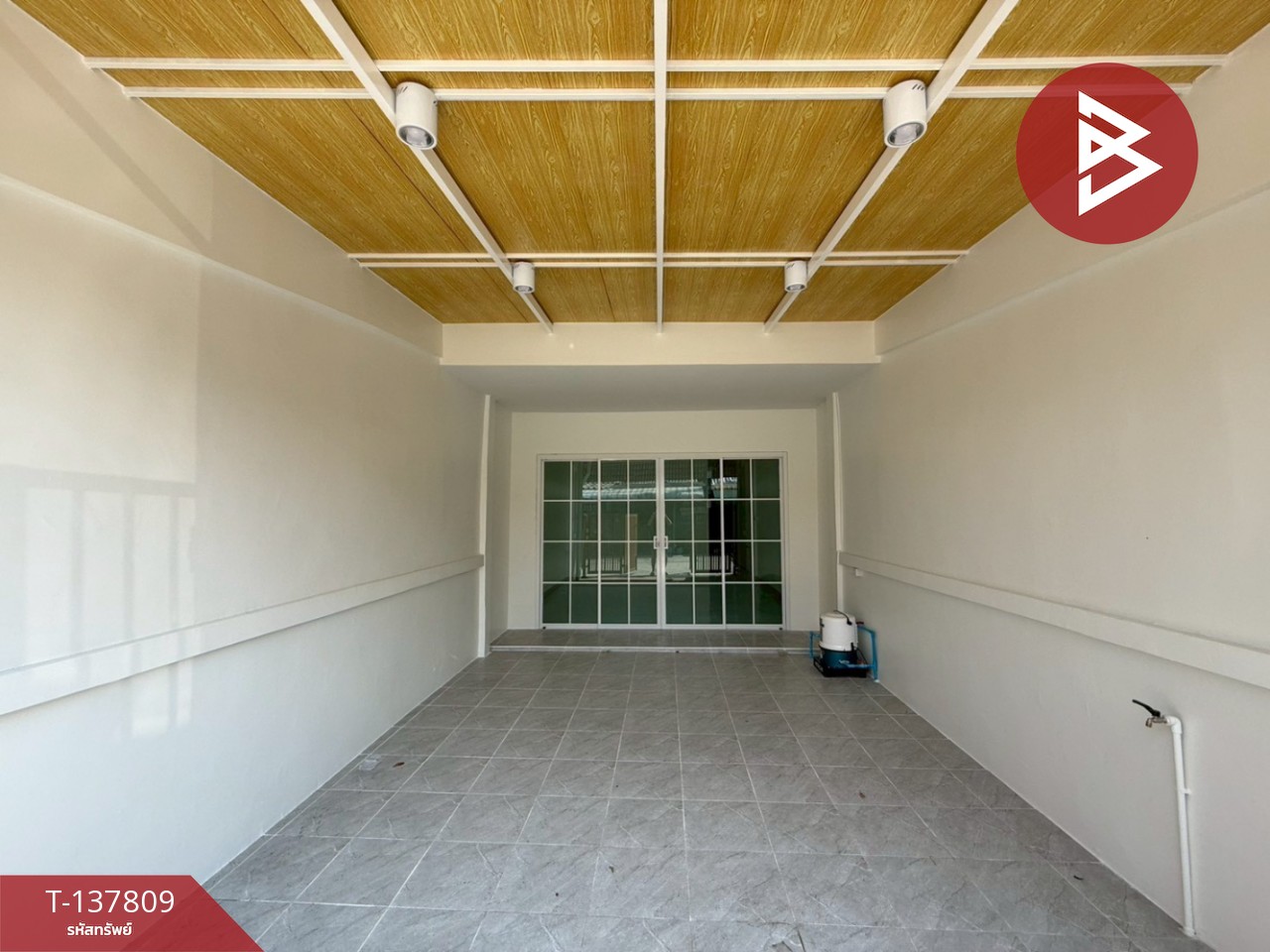 ขายทาวน์เฮ้าส์ หมู่บ้านเพชรงาม เทศบาลบางปู60 ท้ายบ้าน สมุทรปราการ 2