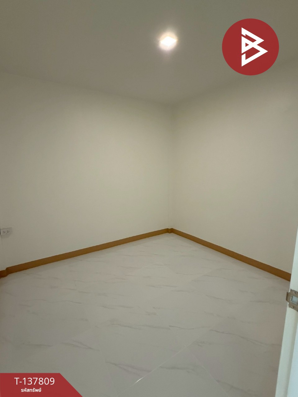 ขายทาวน์เฮ้าส์ หมู่บ้านเพชรงาม เทศบาลบางปู60 ท้ายบ้าน สมุทรปราการ 6