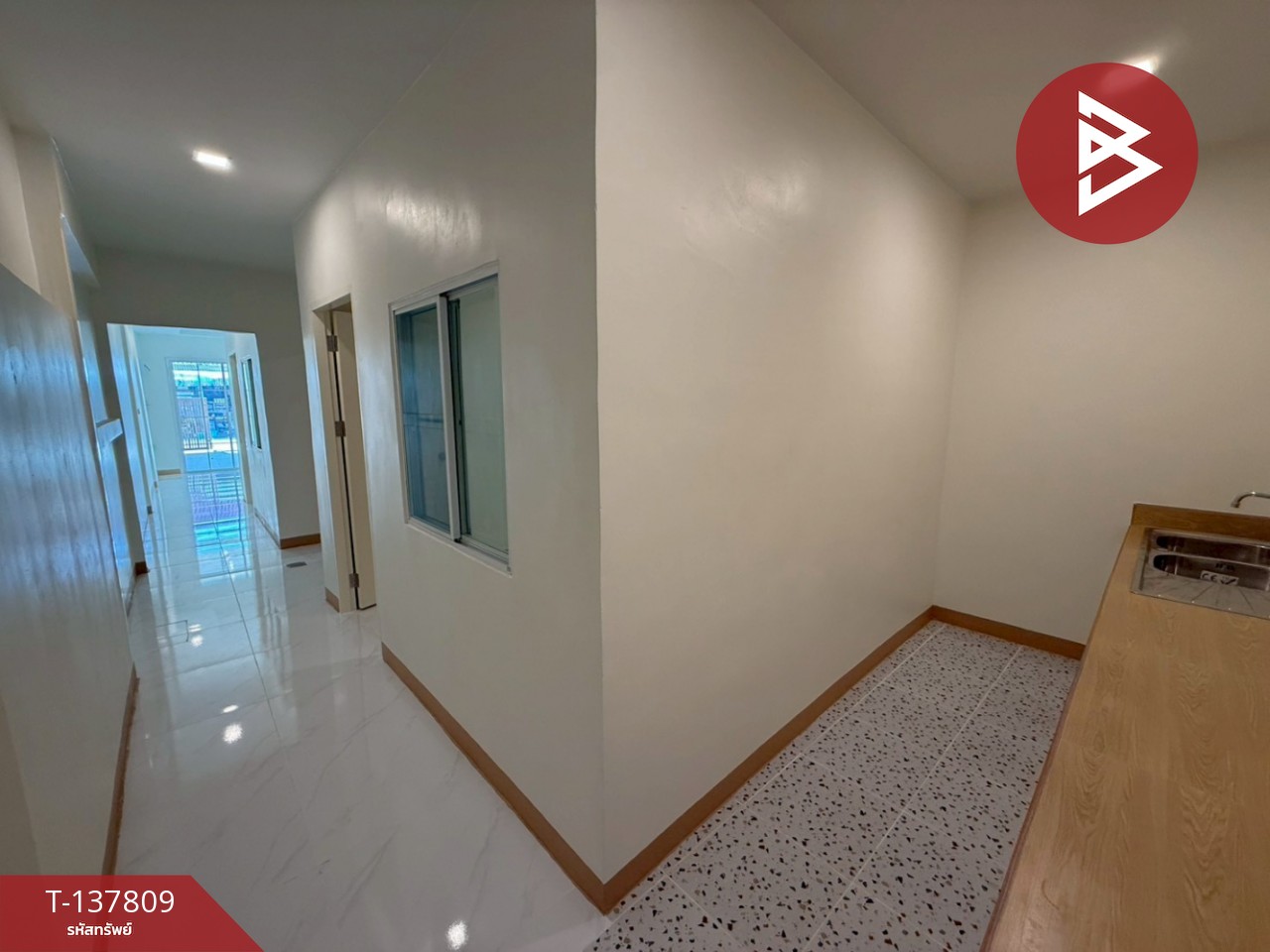 ขายทาวน์เฮ้าส์ หมู่บ้านเพชรงาม เทศบาลบางปู60 ท้ายบ้าน สมุทรปราการ 7