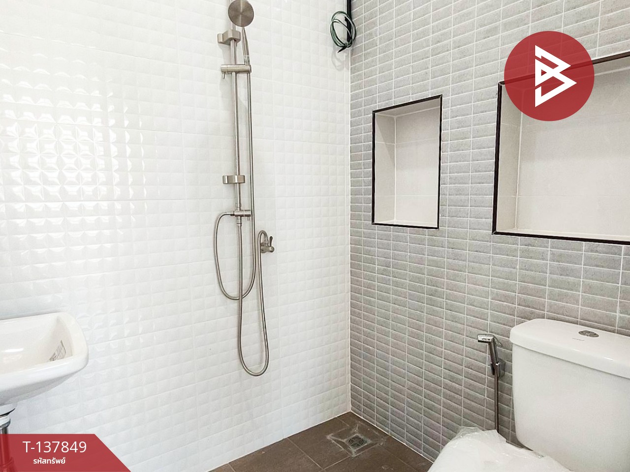 ขายบ้านแฝด 2 หลัง บ่อไร่ ตราด ทำเลดี (ขายแยก) 13