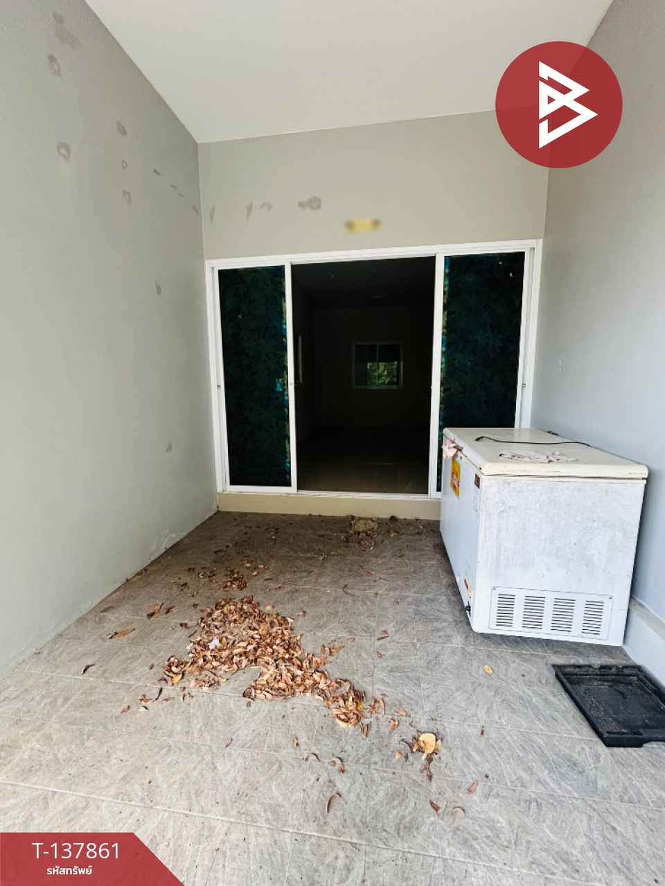 ขายทาวน์เฮ้าส์ชั้นเดียว เนื้อที่ 22.2 ตารางวา หมู่บ้านสวย เกาะขวาง จันทบุรี ทำเลดีแหล่งชุมชน 2