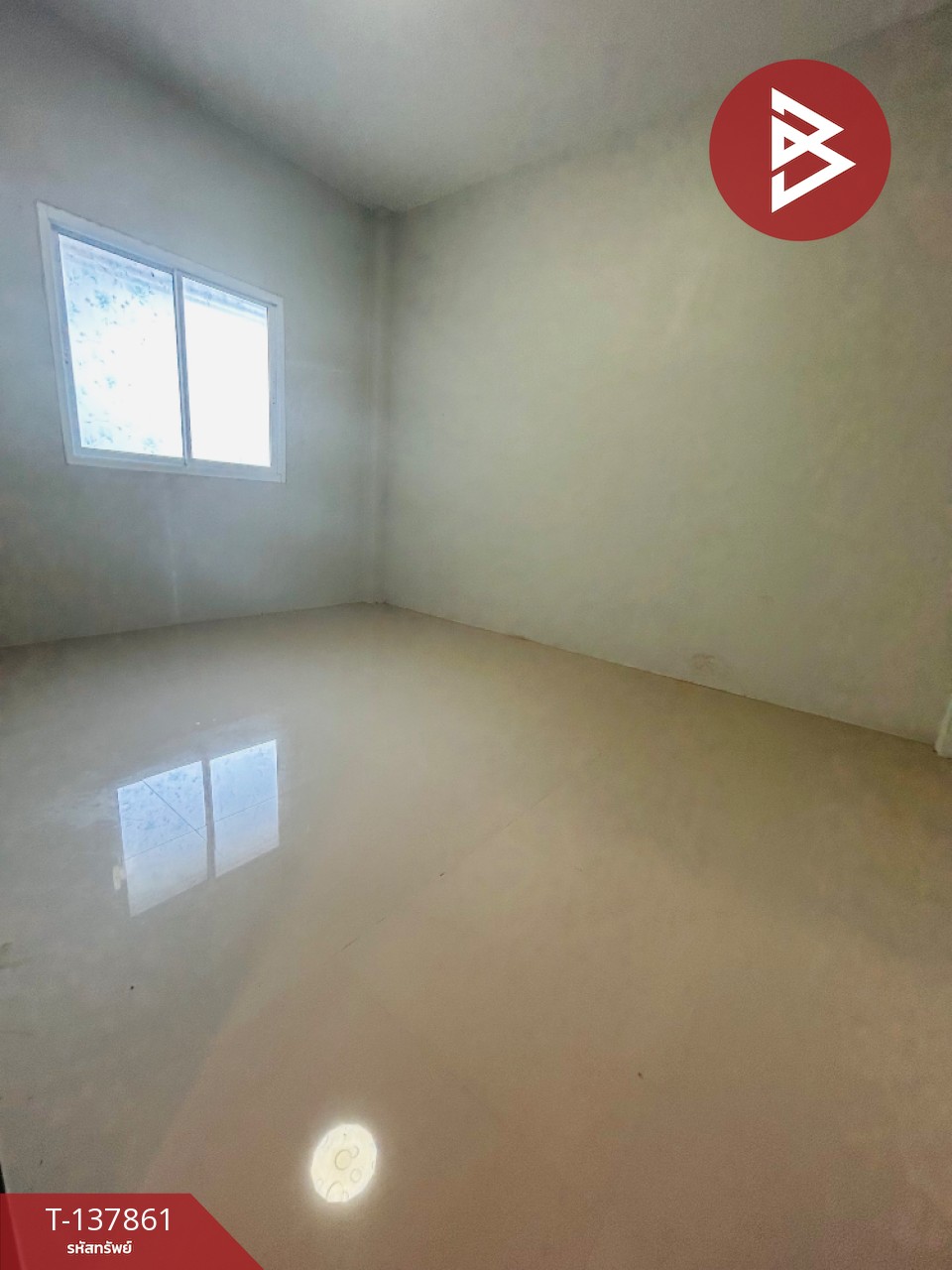 ขายทาวน์เฮ้าส์ชั้นเดียว เนื้อที่ 22.2 ตารางวา หมู่บ้านสวย เกาะขวาง จันทบุรี ทำเลดีแหล่งชุมชน 4