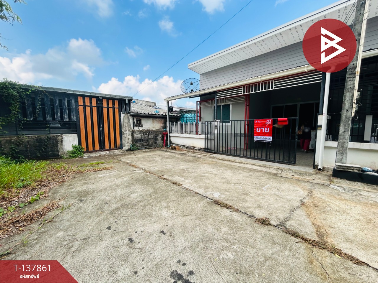 ขายทาวน์เฮ้าส์ชั้นเดียว เนื้อที่ 22.2 ตารางวา หมู่บ้านสวย เกาะขวาง จันทบุรี ทำเลดีแหล่งชุมชน 3