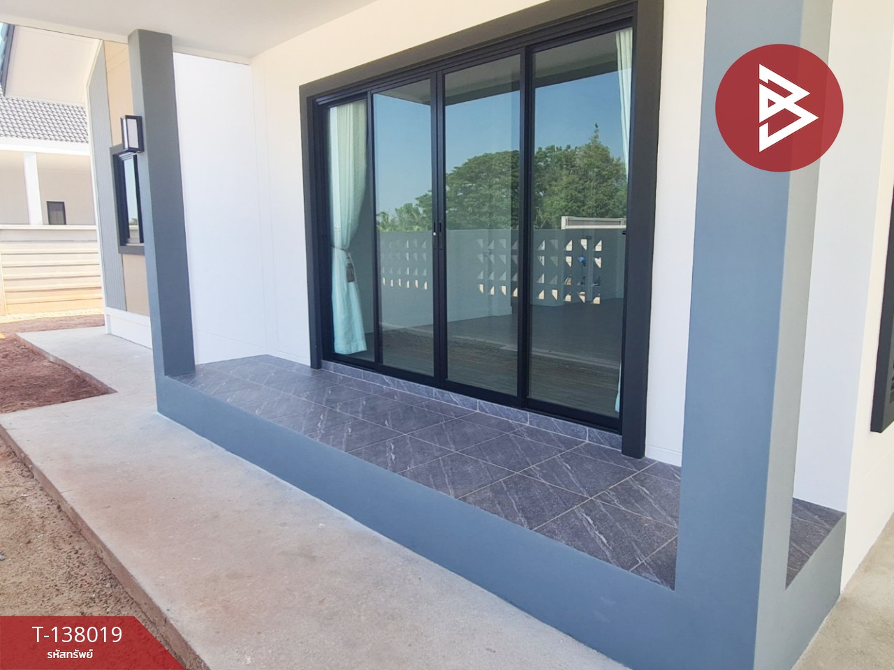 ขายบ้านเดี่ยวชั้นเดียว เนื้อที่ 68.6 ตร.วา อ่างทอง ราชบุรี 2