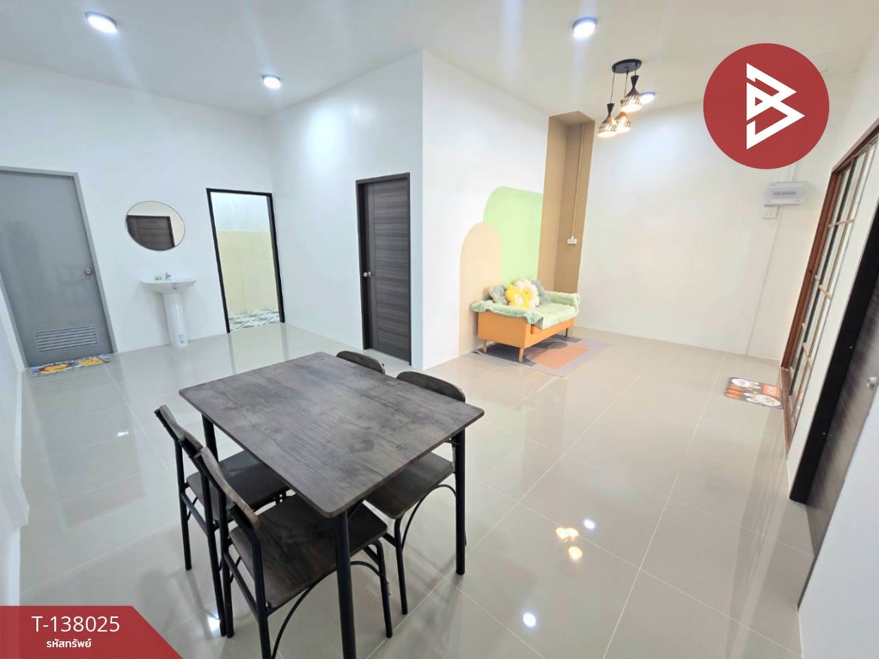 ขายทาวน์เฮ้าส์ชั้นเดียว เนื้อที่ 22 ตร.วา ท่าช้าง จันทบุรี 7