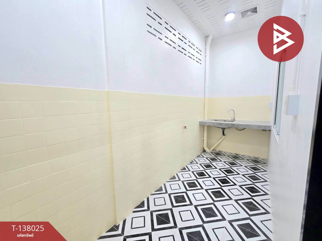 ขายทาวน์เฮ้าส์ชั้นเดียว เนื้อที่ 22 ตร.วา ท่าช้าง จันทบุรี 11