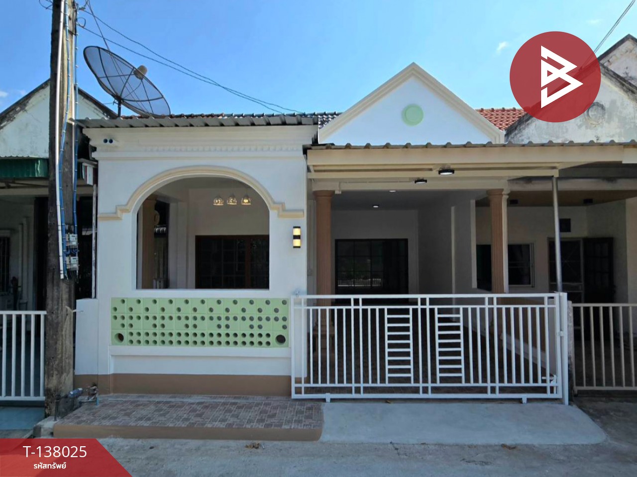 ขายทาวน์เฮ้าส์ชั้นเดียว เนื้อที่ 22 ตร.วา ท่าช้าง จันทบุรี 1