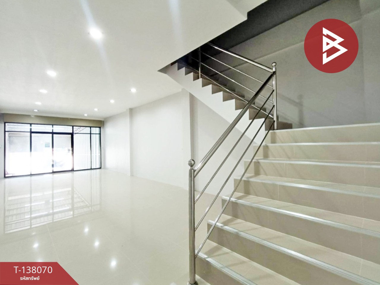 ขายอาคารพาณิชย์ 3 ชั้น เนื้อที่ 30 ตร.วา ท้ายหาด สมุทรสงคราม 5