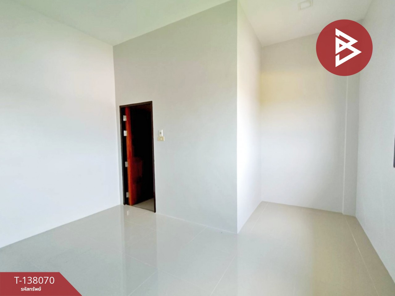 ขายอาคารพาณิชย์ 3 ชั้น เนื้อที่ 30 ตร.วา ท้ายหาด สมุทรสงคราม 12