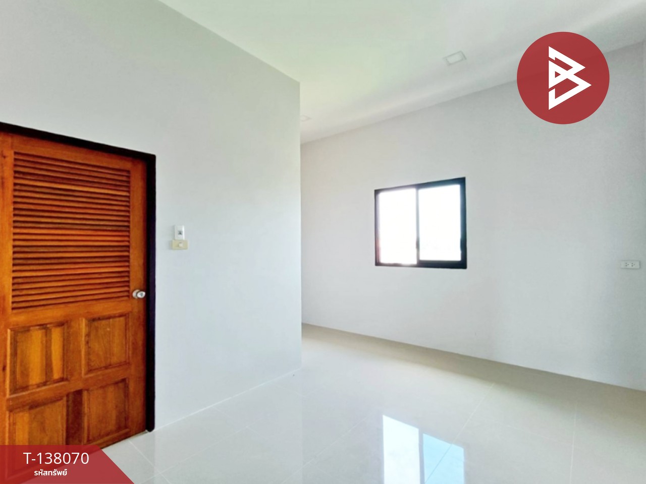 ขายอาคารพาณิชย์ 3 ชั้น เนื้อที่ 30 ตร.วา ท้ายหาด สมุทรสงคราม 10