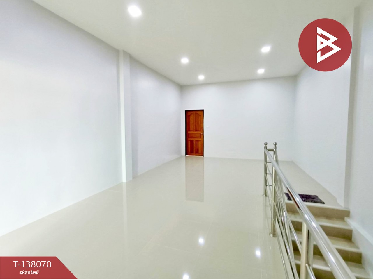 ขายอาคารพาณิชย์ 3 ชั้น เนื้อที่ 30 ตร.วา ท้ายหาด สมุทรสงคราม 9