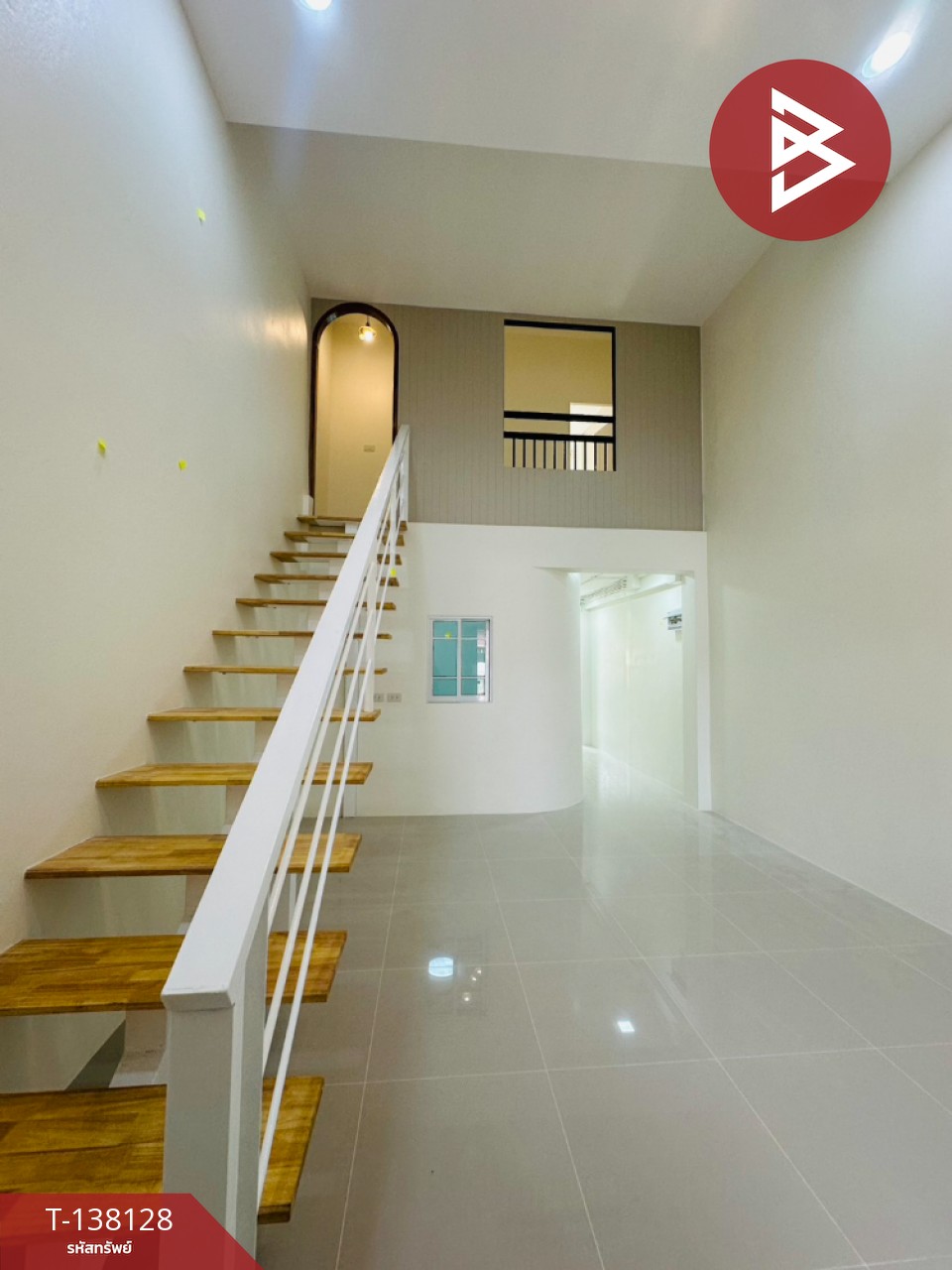 ขายทาวน์เฮ้าส์ หมู่บ้านการเคหะ 1 ซ.9 ท่าช้าง จันทบุรี 3