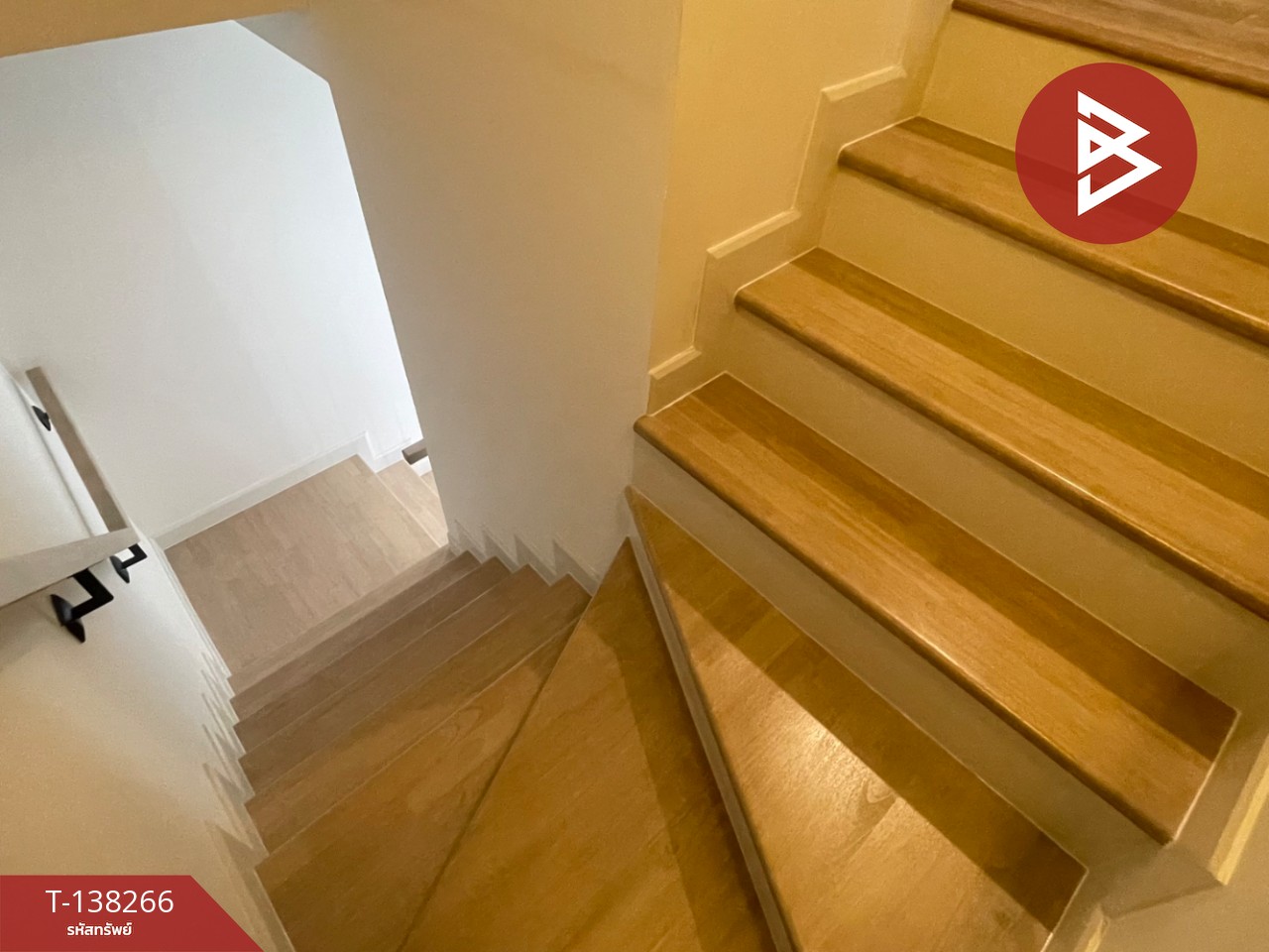 ขายทาวน์เฮ้าส์ หมู่บ้านวีคอมพาวด์ บางนา (V Compound Bangna) บางบ่อ สมุทรปราการ 6