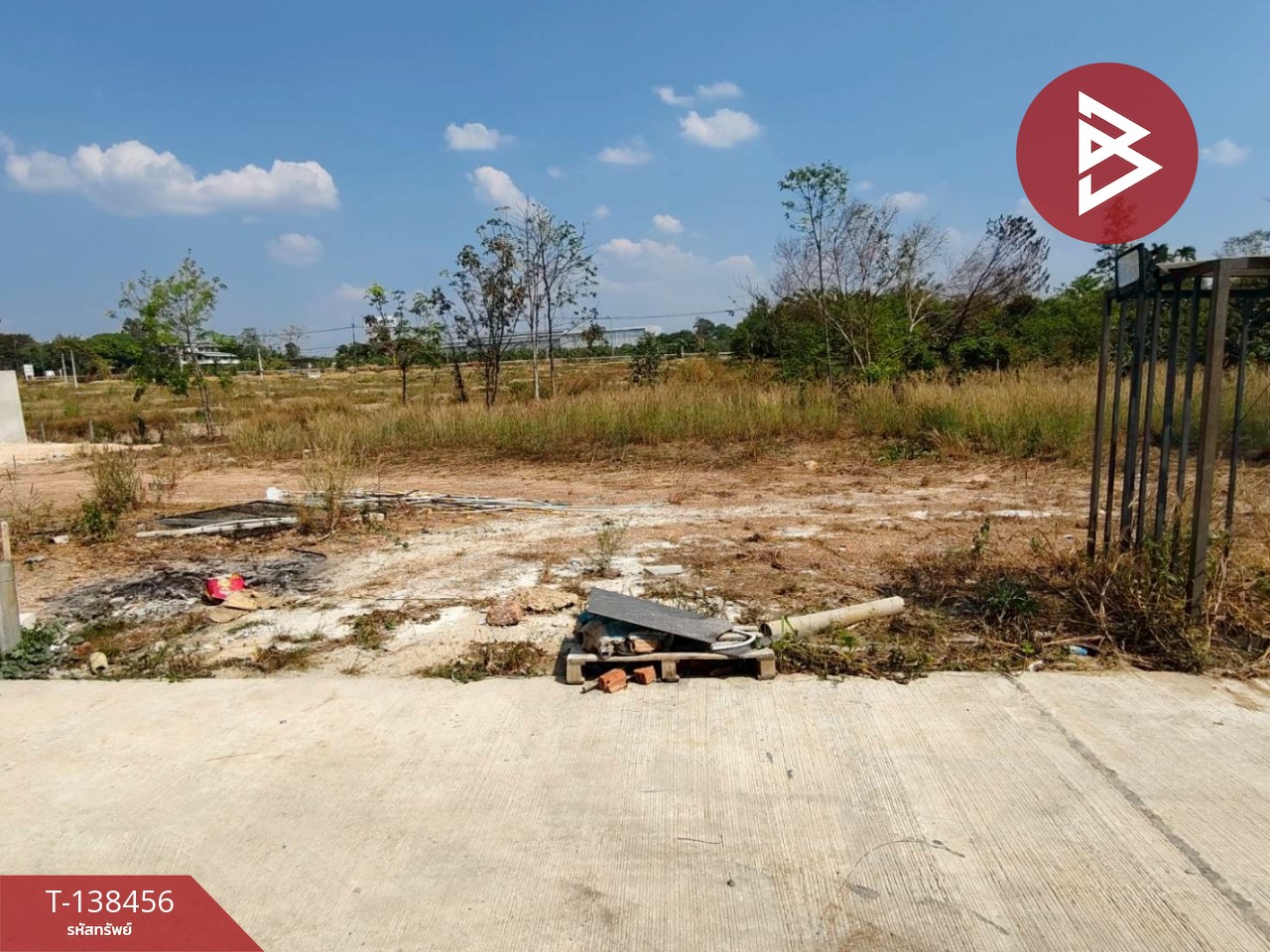 ขายที่ดินแปลงสวย เนื้อที่ 100 ตร.วา ท่าช้าง หน้าอบจ.จันทบุรี 11