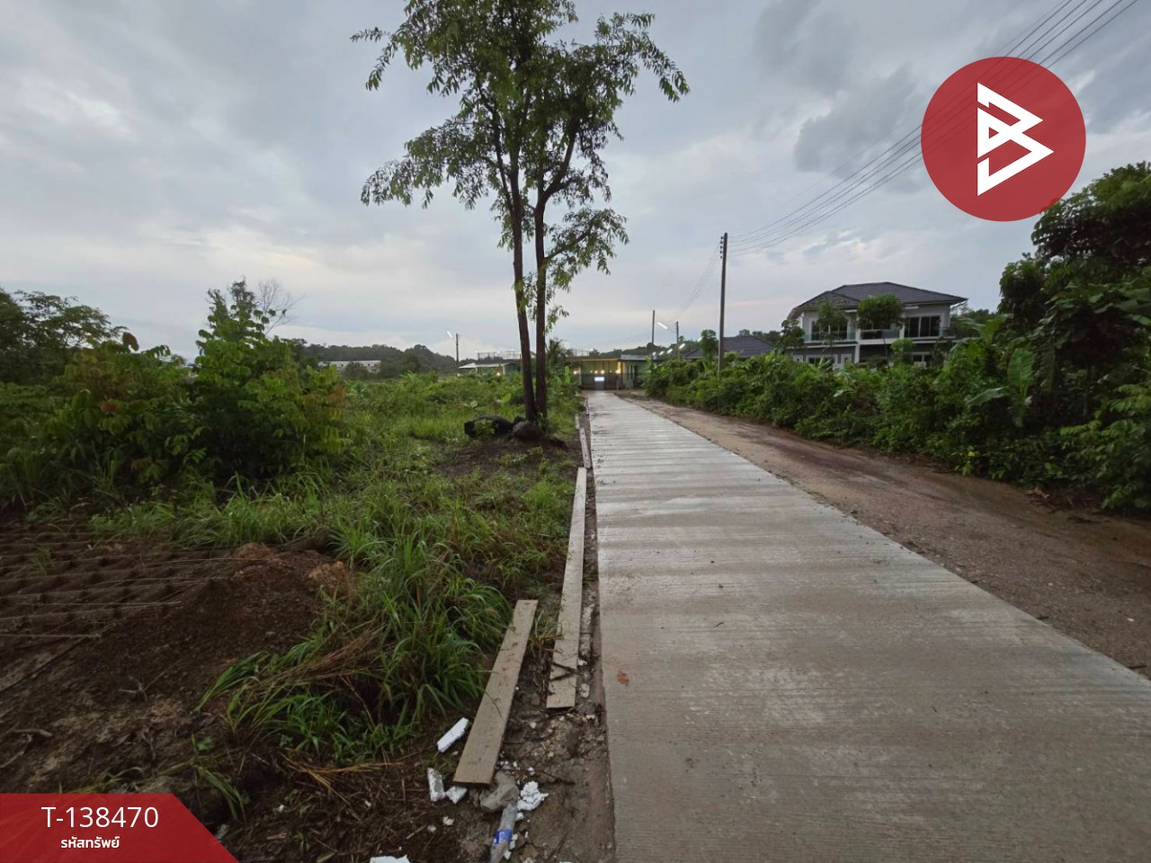 ขายที่ดิน เนื้อที่ 403 ตารางวา จันทบุรี ใจกลางเมืองท่าช้าง พื้นที่สีเหลือง 4