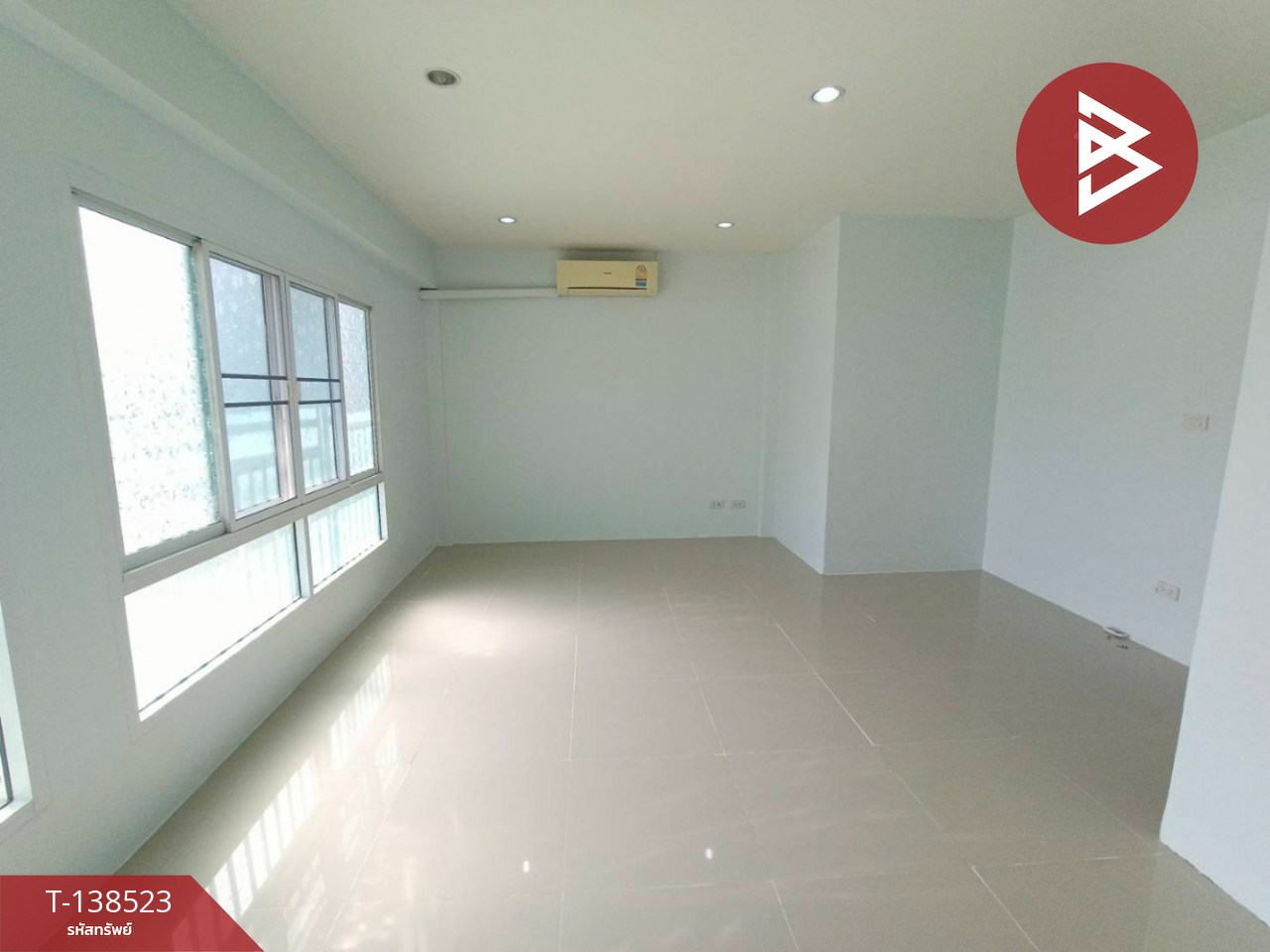 ขายทาวน์เฮ้าส์ หมู่บ้านสิรารมย์พลัส มอเตอร์เวย์ (Sirarom Plus Motorway) ฉะเชิงเทรา 9