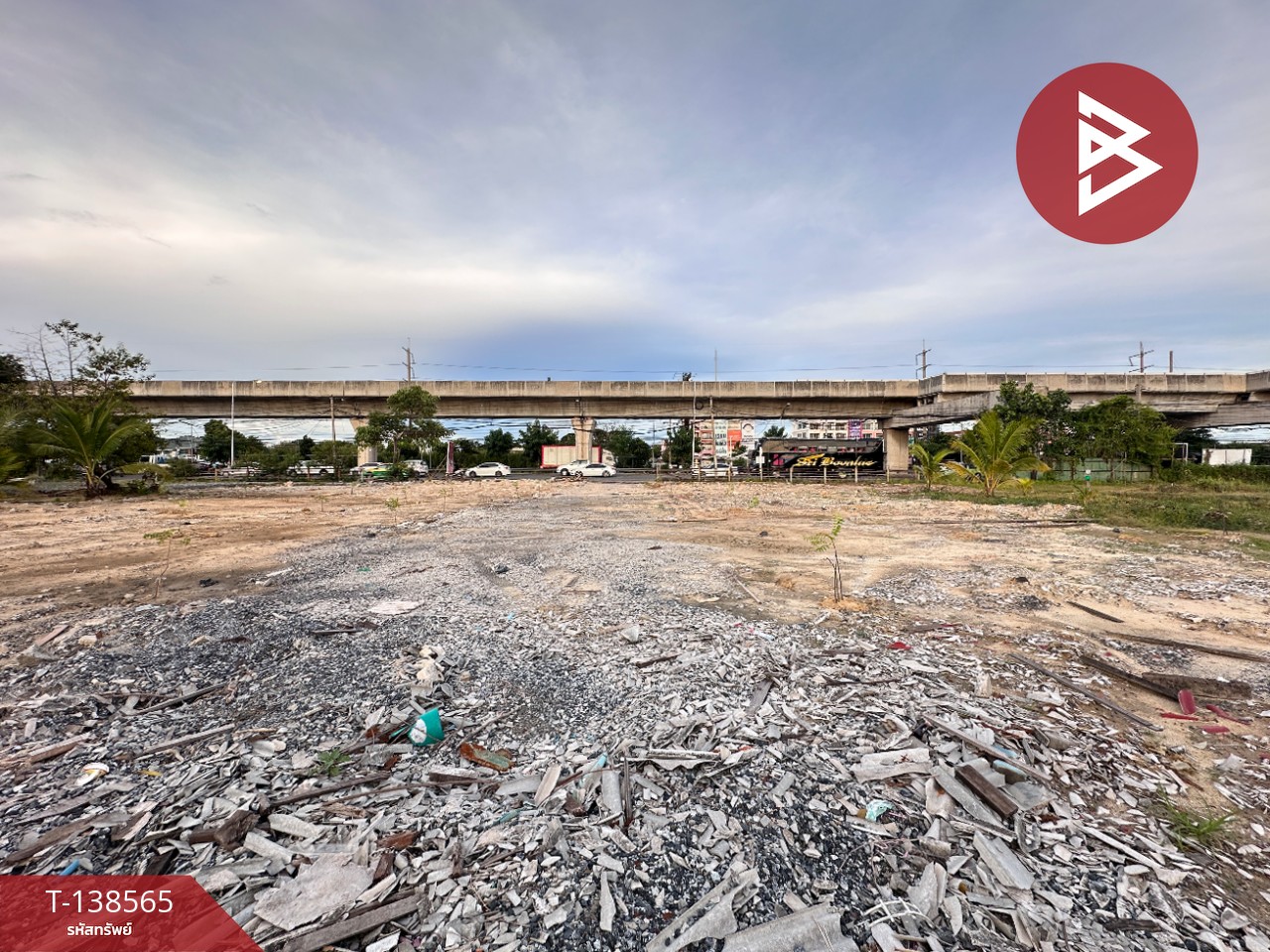 ขายที่ดิน เนื้อที่ 2 ไร่ 3 งาน 16.4 ตร.วา ท้ายบ้าน สมุทรปราการ ติดถนน 4 เลนหน้ากว้าง 3