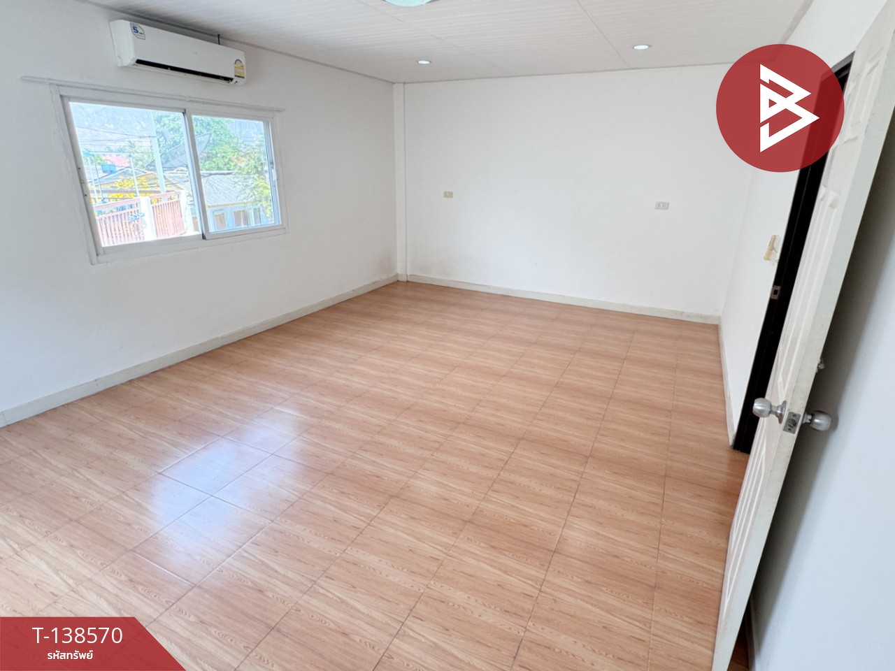 ขายบ้านแฝดหลังริม เนื้อที่ 37 ตร.วา ชะอำ เพชรบุรี 9