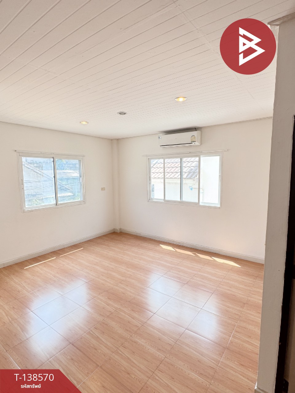 ขายบ้านแฝดหลังริม เนื้อที่ 37 ตร.วา ชะอำ เพชรบุรี 10