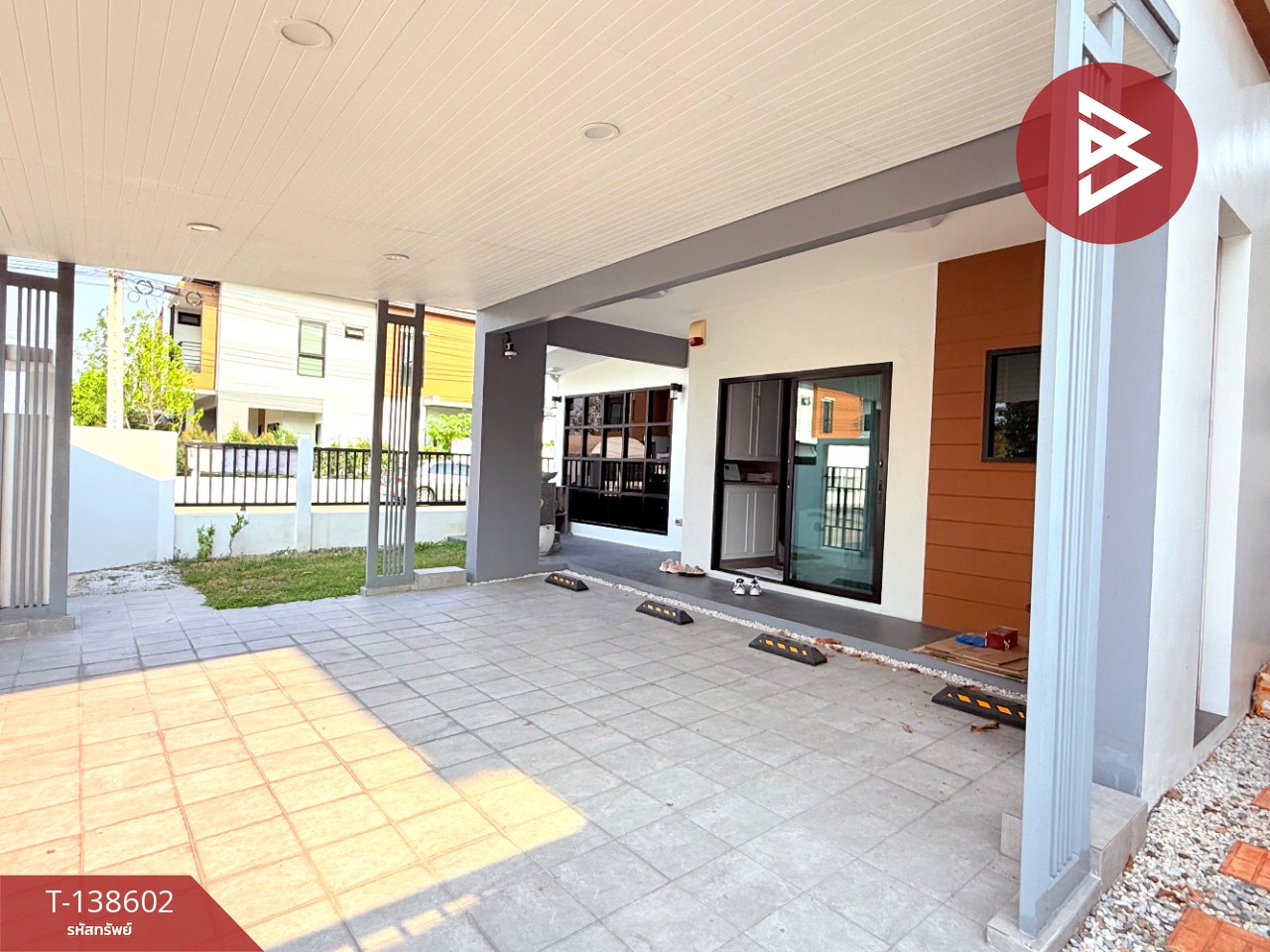 ขายด่วนบ้านแฝดหลังมุม หมู่บ้านเรสท์ วิลเลจ บางนา ซอยวัดสลุด สมุทรปราการ 3