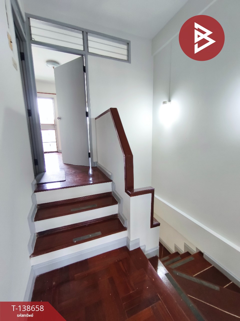 ขายทาวน์เฮ้าส์ หมู่บ้านสิรีนเฮ้าส์ วัชรพล (Serene House Wacharaphol) บางเขน กรุงเทพมหานคร 9