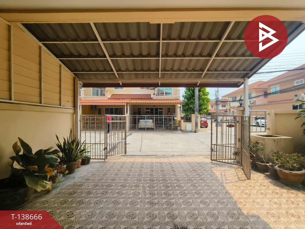 ขายทาวน์เฮ้าส์ หมู่บ้านสุริยา เพอร์เฟค บางนา กม.5 (Suriya Perfect Bangna Km.5) สมุทรปราการ 4