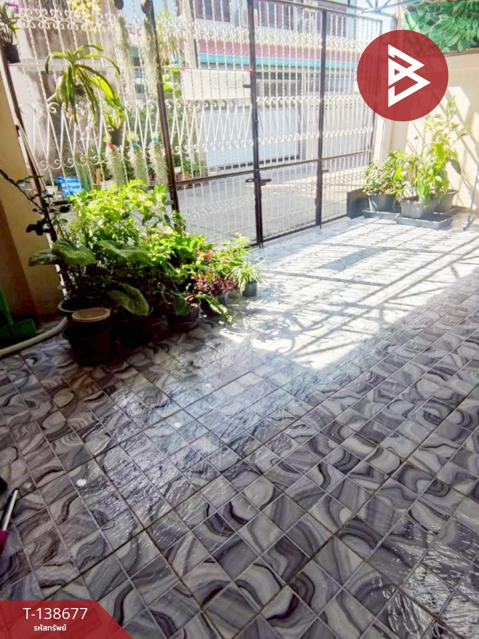 ขายทาวน์เฮ้าส์ 2 ชั้นพร้อมผู้เช่า เนื้อที่ 24.4 ตร.วา สนามจันทร์ นครปฐม 4