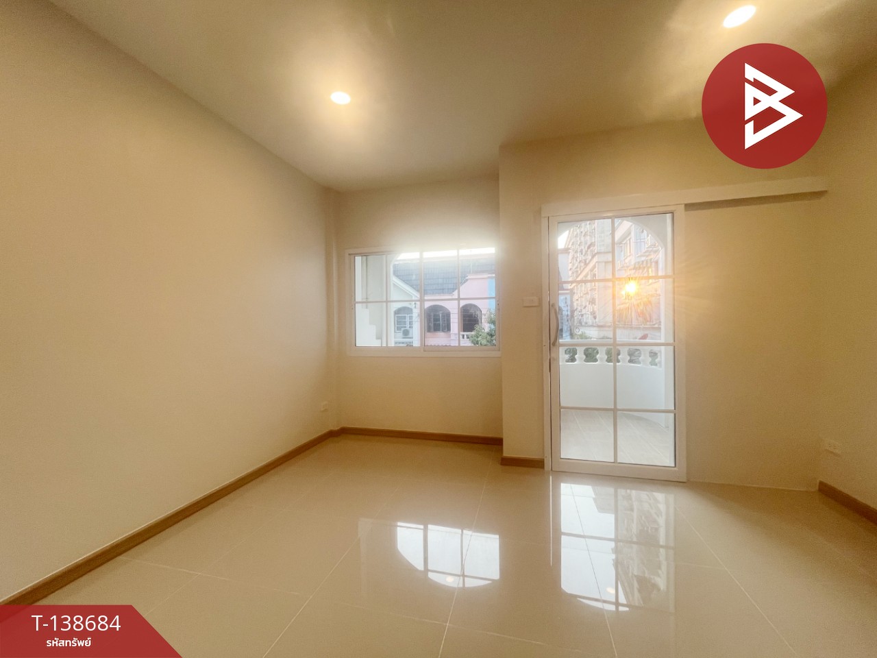 ขายทาวน์เฮ้าส์ 2 ชั้น หมู่บ้านเทพนครทาวน์ เทพารักษ์ กม.4 (ศรีสมิตร) สมุทรปราการ รีโนเวทใหม่ 10