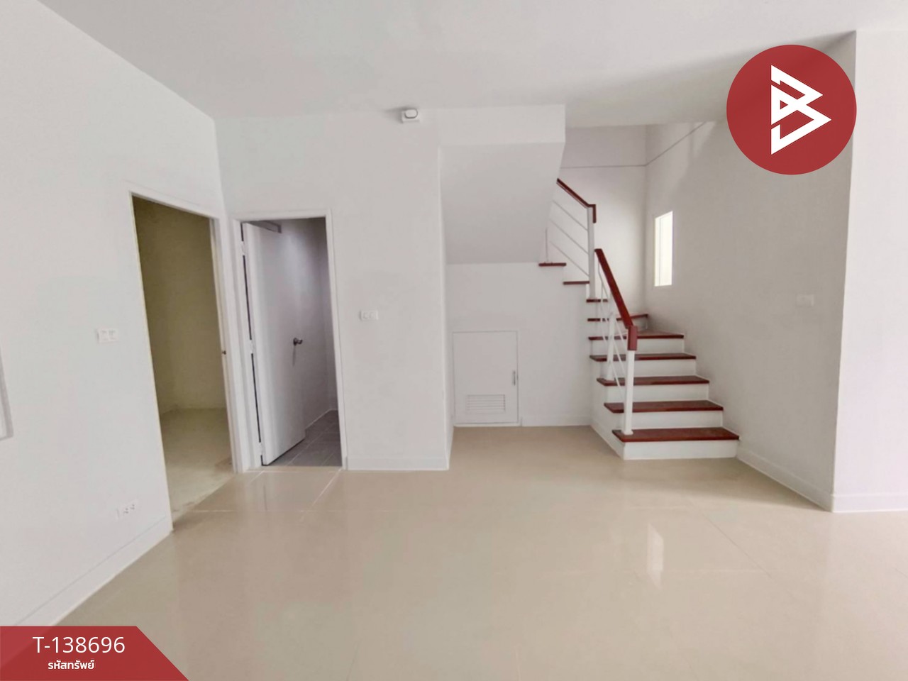 ขายทาวน์เฮ้าส์ หมู่บ้านเดอะคอนเนค8 วงแหวน-บางนา กม.10 (The Connect8) สมุทรปราการ 5