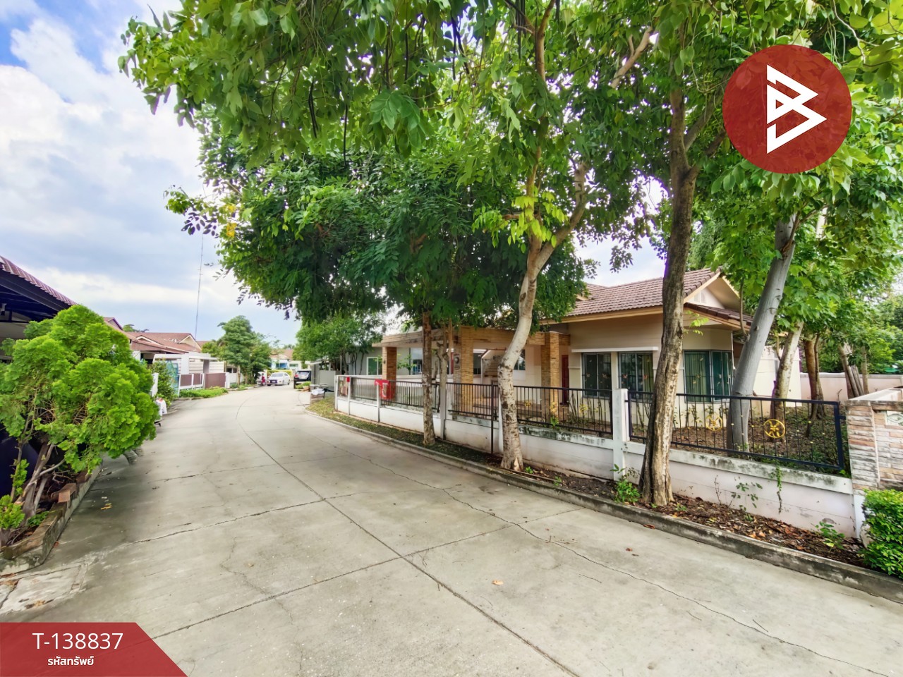 ขายบ้านเดี่ยว หมู่บ้านวนาสิริพาร์ควิวล์ ลาดหลุมแก้ว ปทุมธานี พร้อมเข้าอยู่ 2
