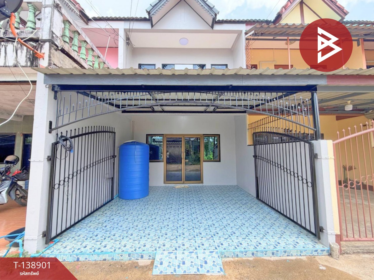 ขายทาวน์เฮ้าส์ 2 ชั้น เนื้อที่ 17.9 ตร.วา บ้านคานรูด ต.เกวียนหัก อ.ขลุง จันทบุรี 2