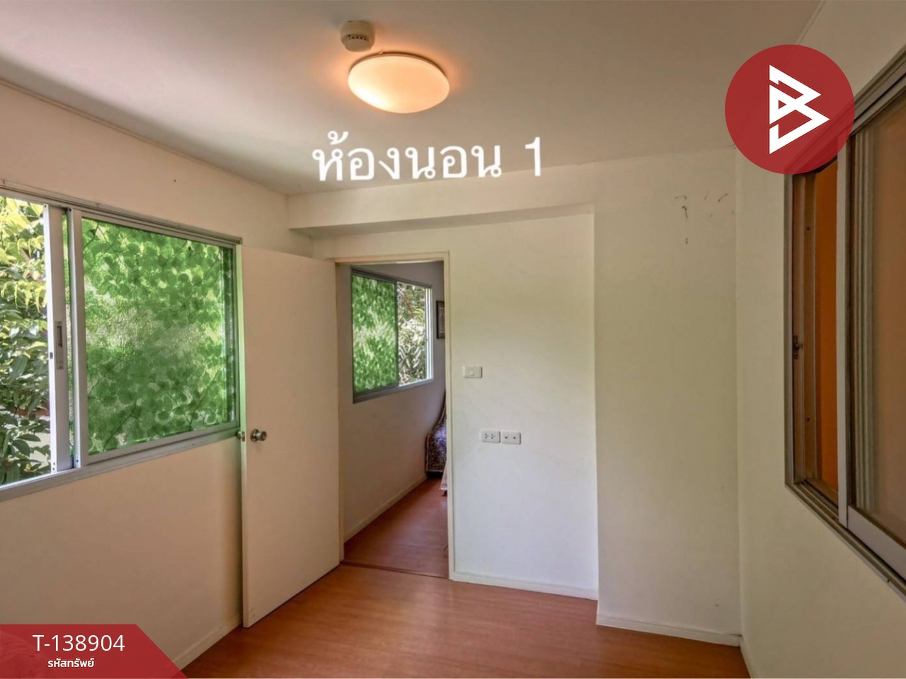 ขายคอนโด โครงการลุมพินี คอนโดทาวน์ ชลบุรี-สุขุมวิท (Lumpini Condo Town) พร้อมอบู่ 7