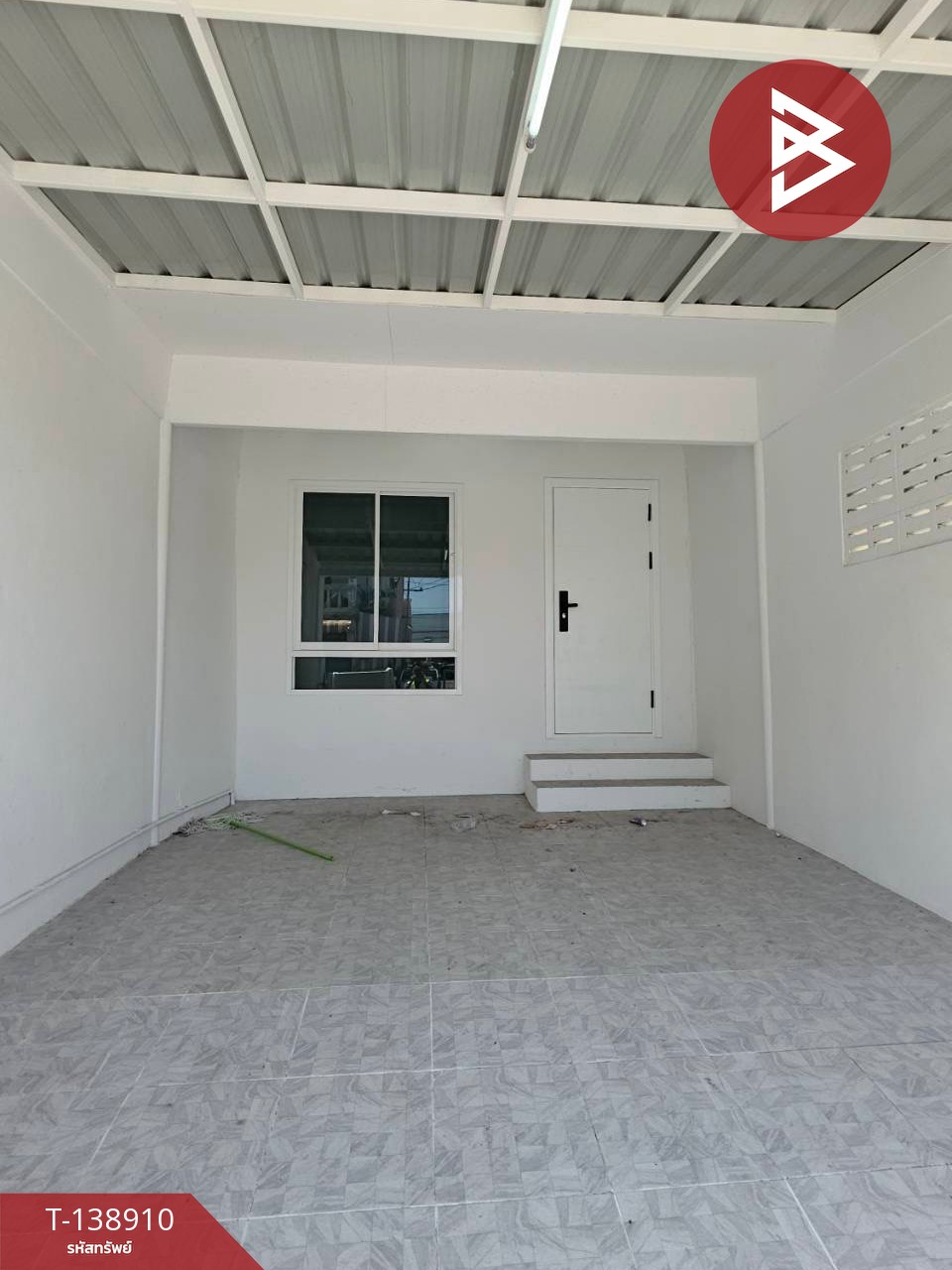 ขายทาวน์เฮ้าส์ หมู่บ้านพูนทรัพย์ นิคมบางปู สมุทรปราการ 2