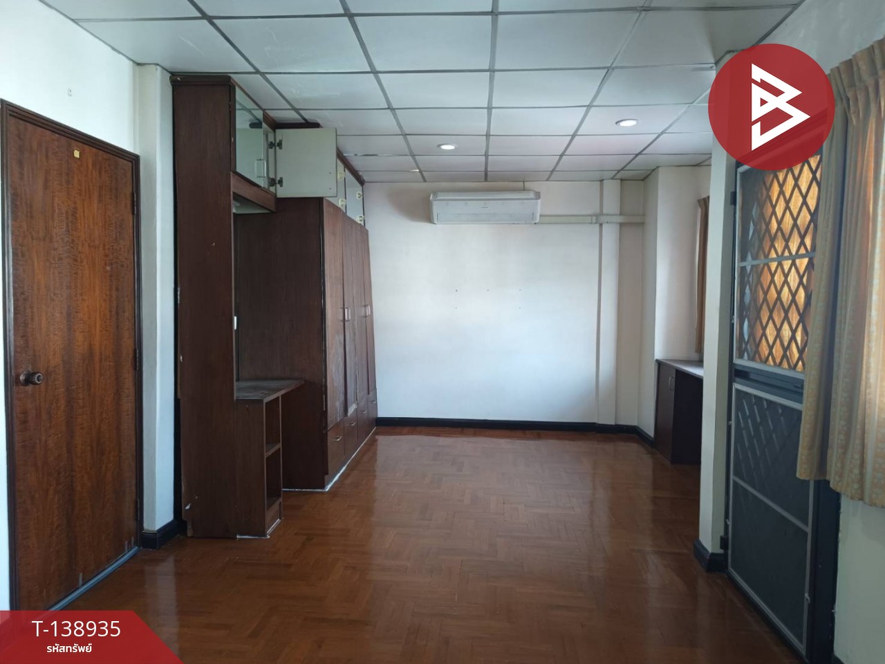 ขายทาวน์เฮ้าส์ หมู่บ้านพรทวีวิลล่า2 ลาดพร้าว 80 9
