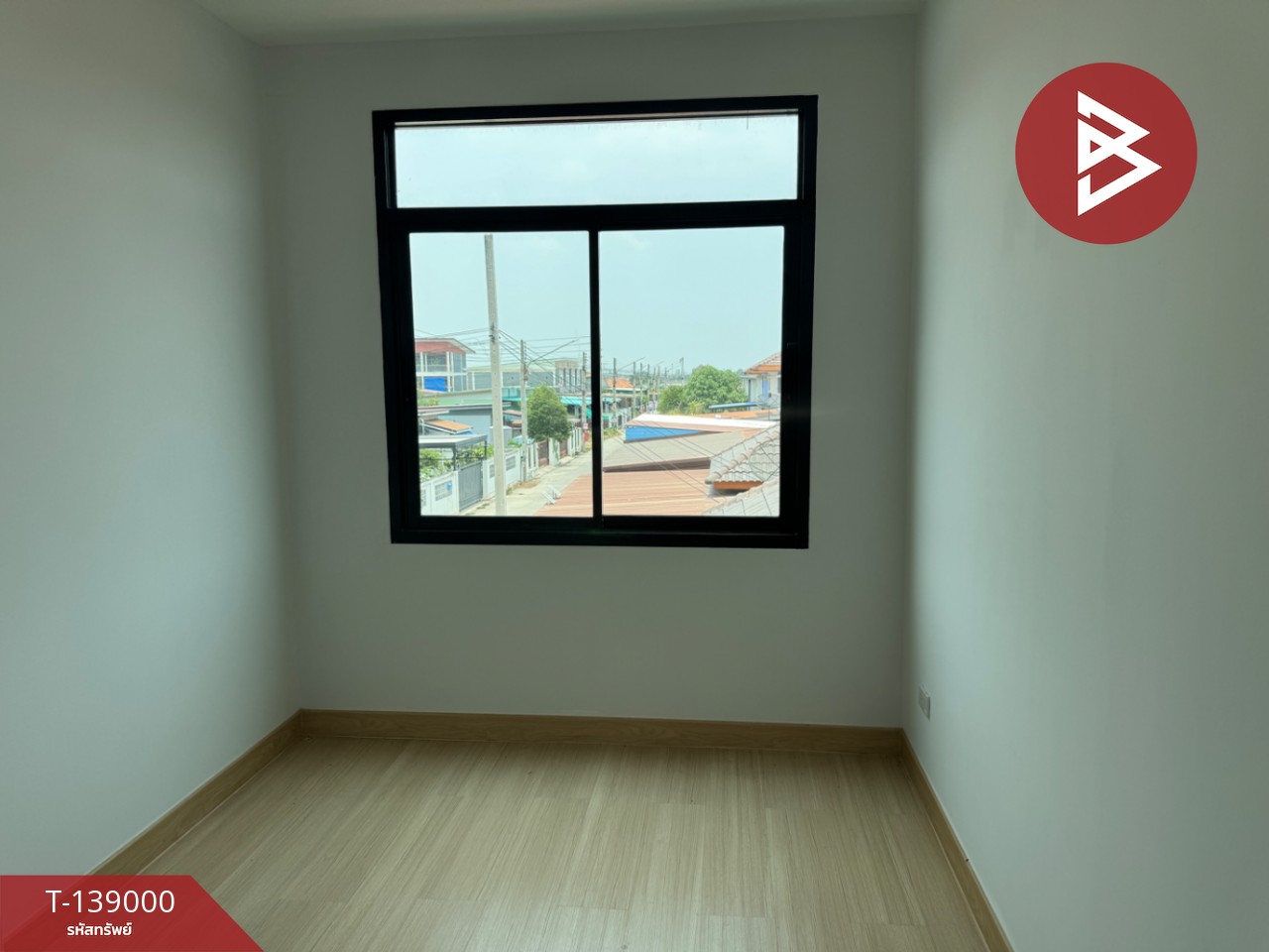 ขายทาวน์เฮ้าส์ 2 ชั้น เนื้อที่ 21.4 ตารางวา บางปะกง ฉะเชิงเทรา ทำเลดี 6