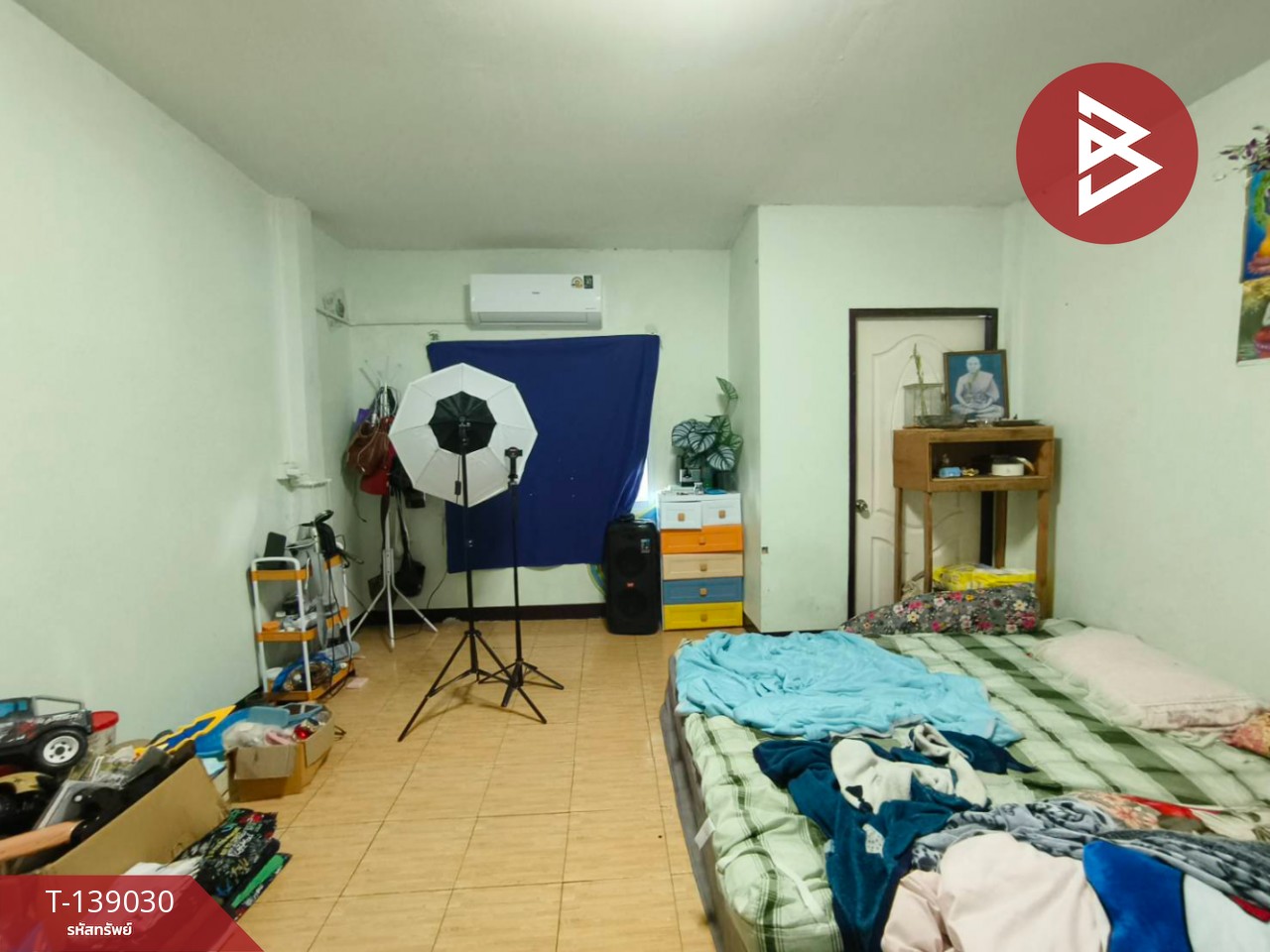 ขายทาวน์เฮ้าส์ 2 ชั้น หมู่บ้านรัชธานี2 เทพารักษ์ สมุทรปราการ พร้อมผู้เช่า 5