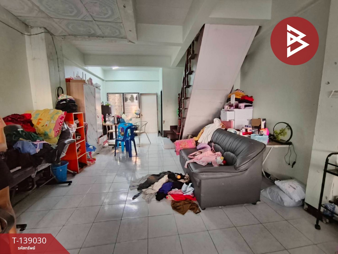 ขายทาวน์เฮ้าส์ 2 ชั้น หมู่บ้านรัชธานี2 เทพารักษ์ สมุทรปราการ พร้อมผู้เช่า 3