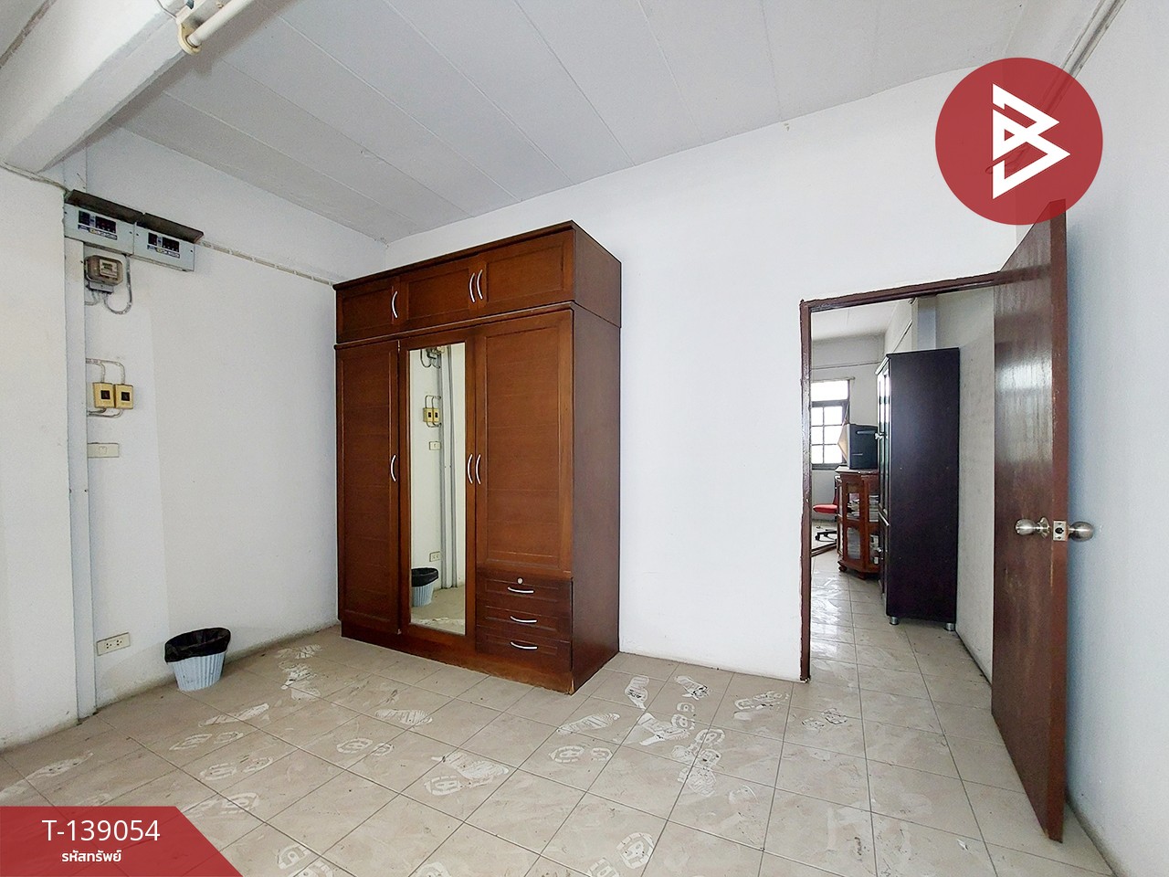 ขายอาคารพาณิชย์ 4.5 ชั้น เนื้อที่ 19 ตร.วา ถ.นาคนิวาส ลาดพร้าว กรุงเทพฯ 12