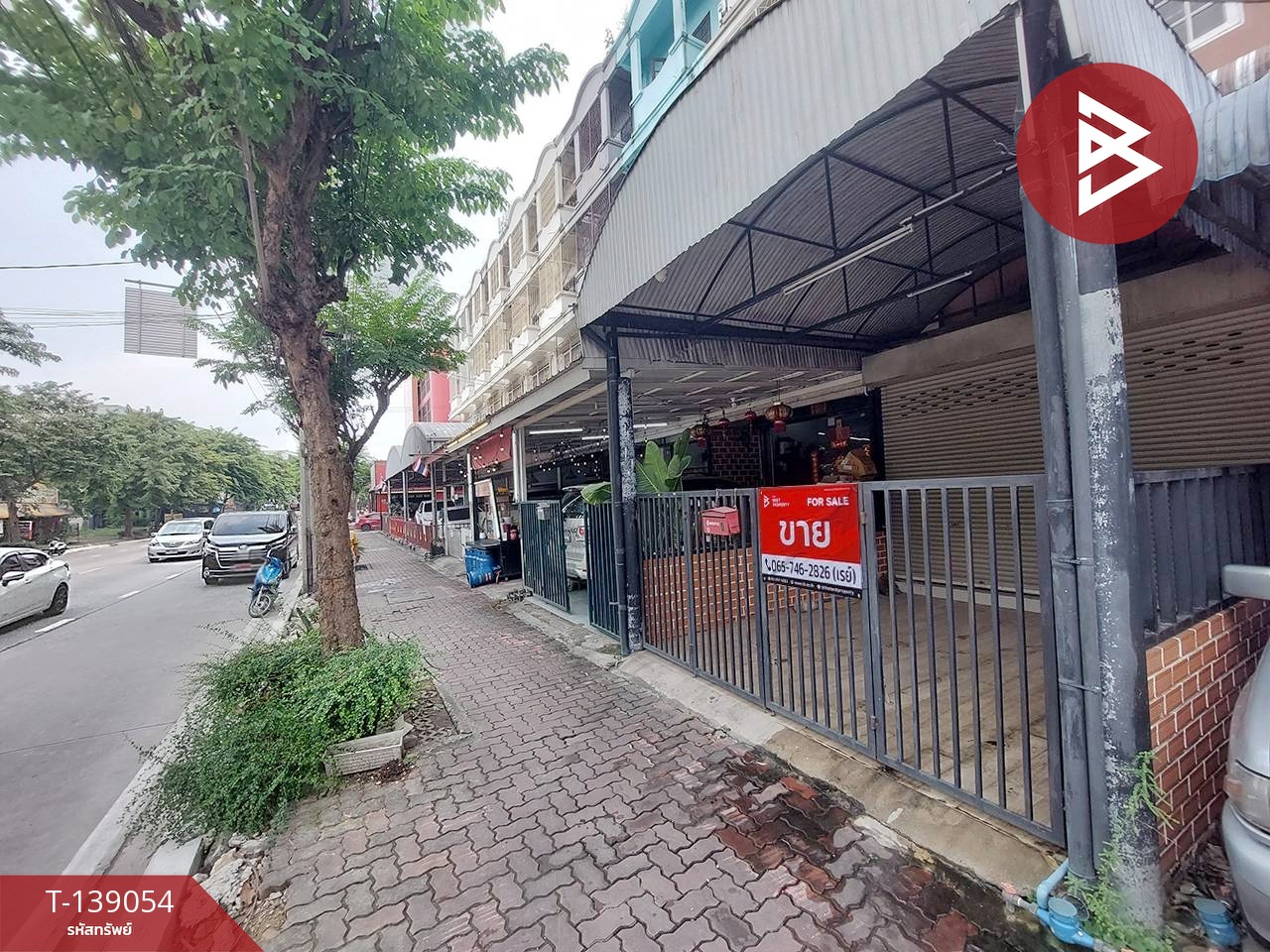ขายอาคารพาณิชย์ 4.5 ชั้น เนื้อที่ 19 ตร.วา ถ.นาคนิวาส ลาดพร้าว กรุงเทพฯ 3