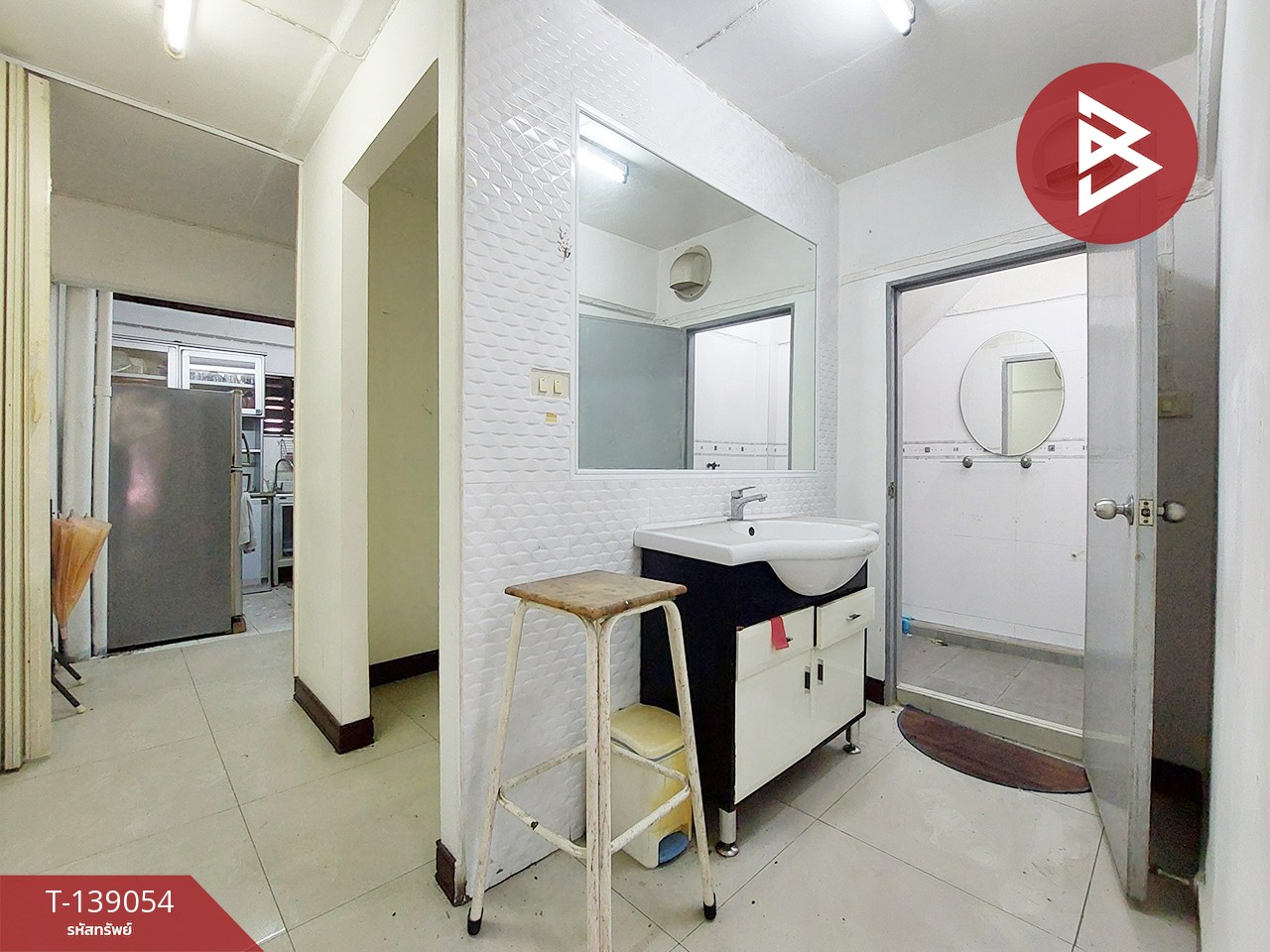 ขายอาคารพาณิชย์ 4.5 ชั้น เนื้อที่ 19 ตร.วา ถ.นาคนิวาส ลาดพร้าว กรุงเทพฯ 7