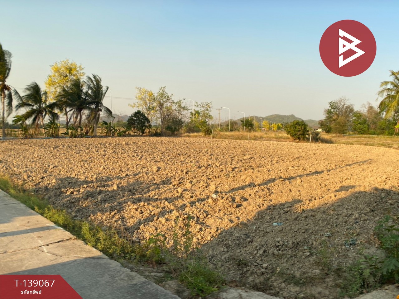 ขายบ้านเดี่ยวชั้นเดียว เนื้อที่ 1 งาน 53 ตารางวา ต.ดอนแร่ อ.เมืองราชบุรี จ.ราชบุรี 13