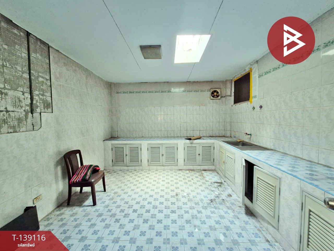 ขายทาวน์เฮ้าส์ หมู่บ้านนภาศิริ บางเมือง สมุทรปราการ พร้อมอยู่ 8